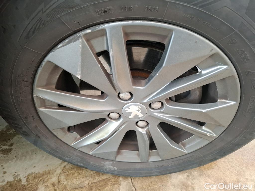  Peugeot  2008  Active Pack 1.5 HDi 110CV BVM6 E6d #16