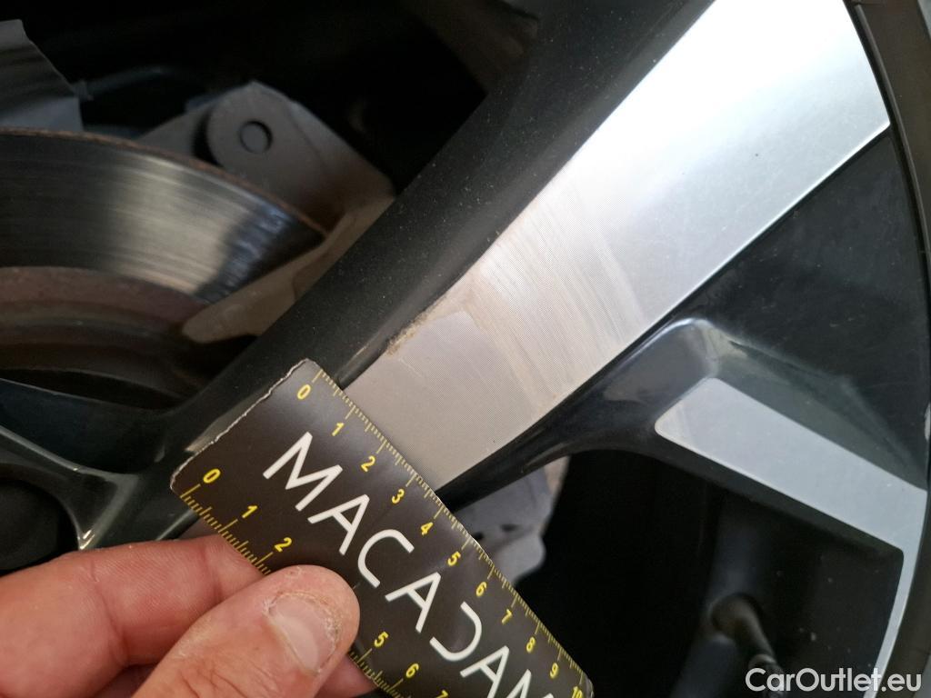  Nissan  Qashqai NISSAN  5p Crossover 1.6 DCI 130 Xtronic Drive Edition #29