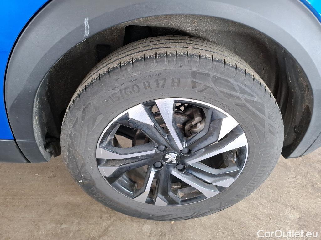  Peugeot  2008  Allure Pack 1.5 HDi 130CV BVA8 E6d #20