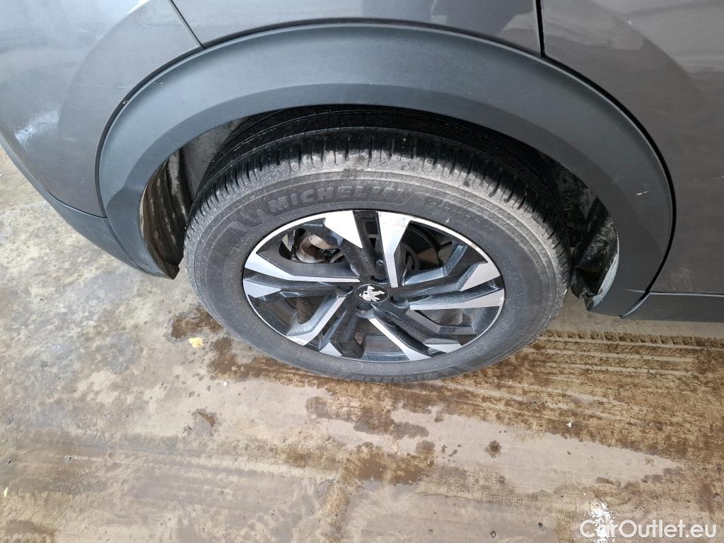  Peugeot  2008  Allure Business 1.2 PureTech 100CV BVM6 E6d #9