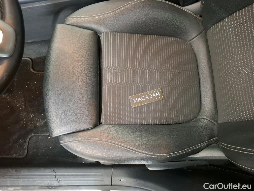  Mercedes  GLA MERCEDES-BENZ  / 2020 / 5P / SUV 2.0  200 D BUSINESS LINE DCT #62