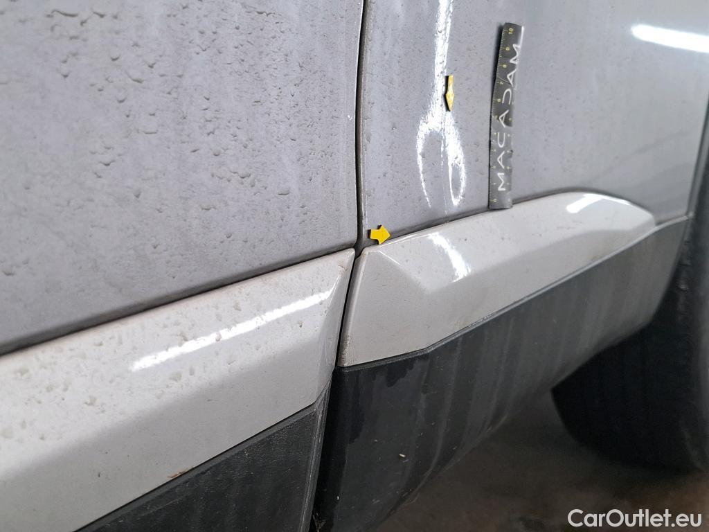  Peugeot  2008  Allure Business 1.5 HDi 130CV BVA8 E6d #2