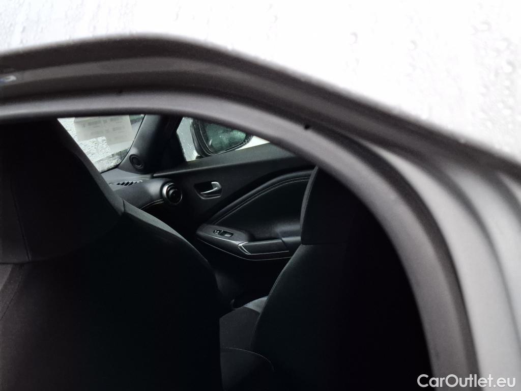  Nissan  Juke NISSAN  / 2019 / 5P / Crossover Hybrid 143 Business+ #34