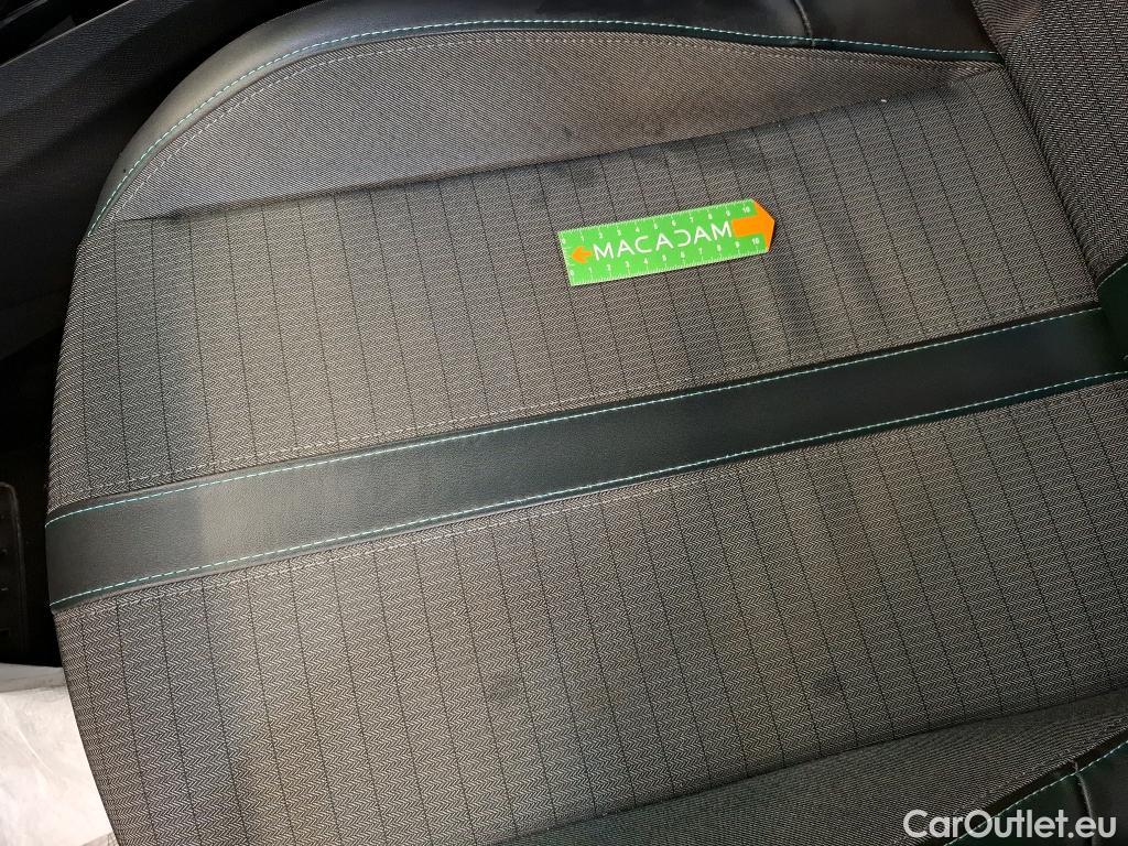  Peugeot  2008  Allure Business 1.5 HDi 130CV BVA8 E6d #1