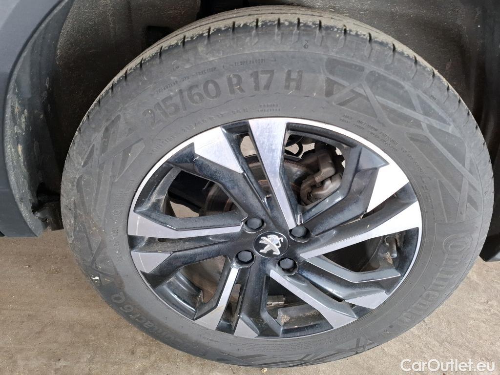  Peugeot  2008  Allure Pack 1.5 HDi 130CV BVA8 E6d #21