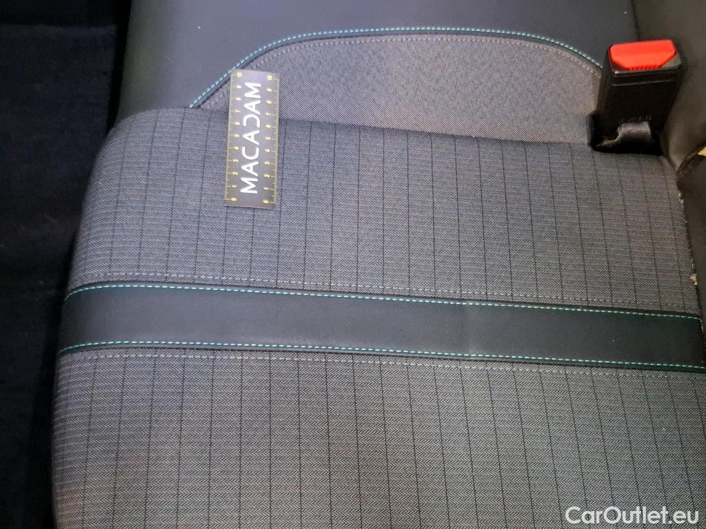  Peugeot  2008  Allure Pack 1.5 HDi 130CV BVA8 E6d #35