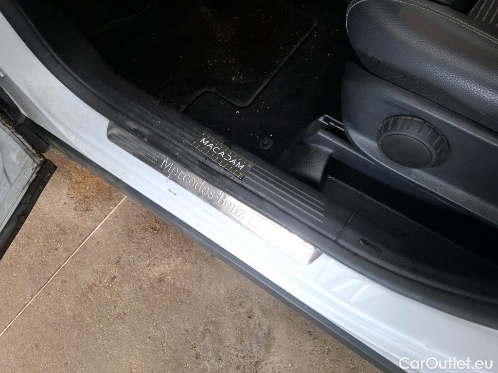  Mercedes  GLA MERCEDES-BENZ  / 2020 / 5P / SUV 2.0  200 D BUSINESS LINE DCT #50