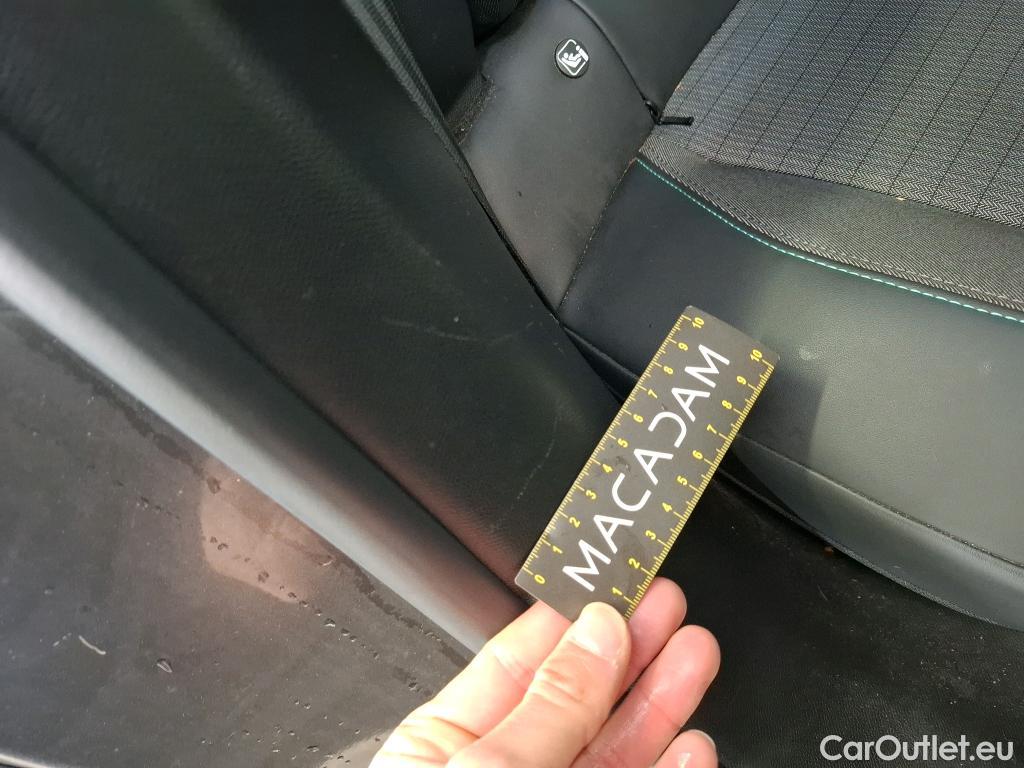  Peugeot  2008  Allure Business 1.5 HDi 110CV BVM6 E6d #8