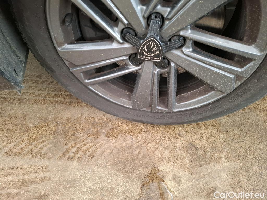  Peugeot  308 PEUGEOT  SW / 2021 / 5P / Break PureTech 130 S&S ACTIVE PACK #18