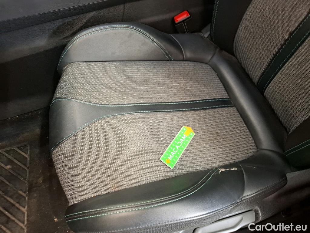  Peugeot  3008  Allure 1.5 HDi 130CV BVA8 E6d #3