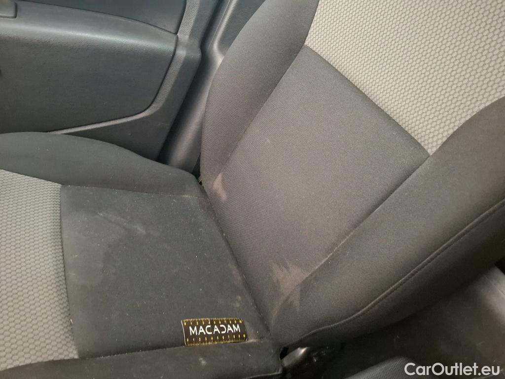  Renault  Kangoo RENAULT  Express / 2013 / 4P / Fourgonnette Extra R-Link dCi 90 #31