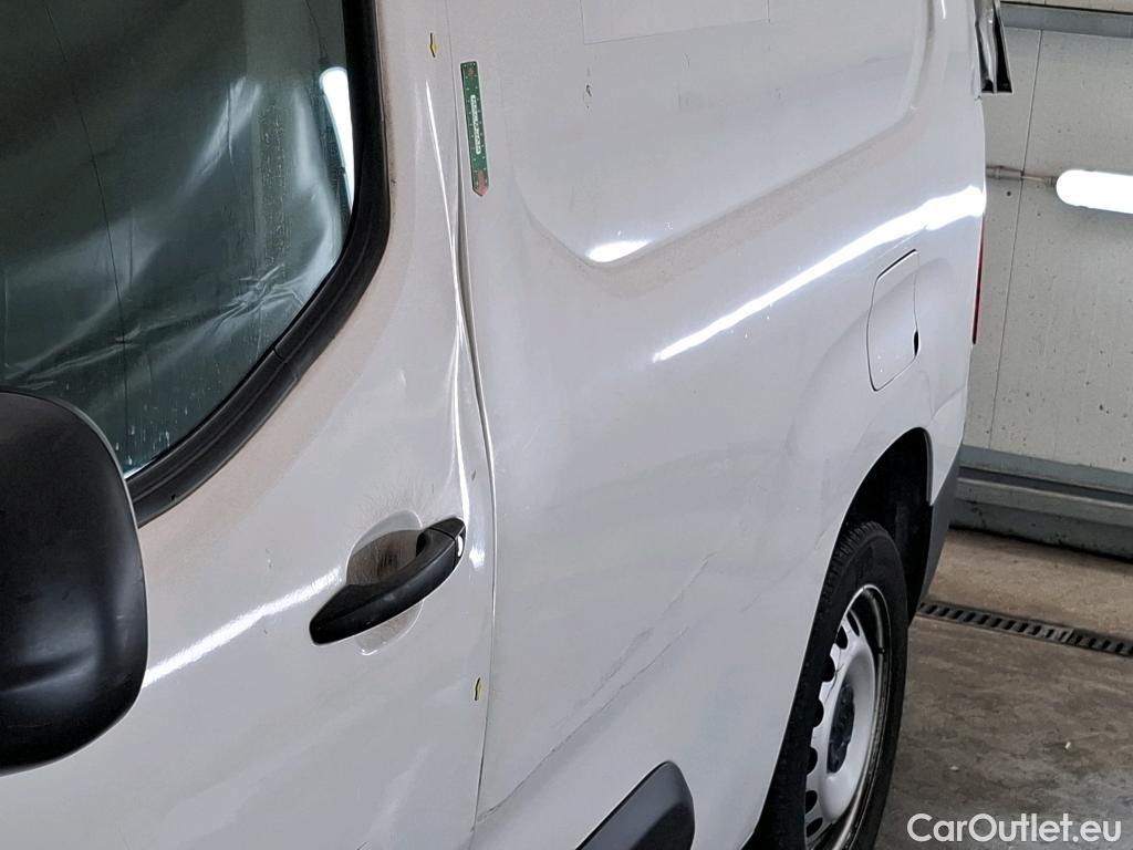  Citroen  Berlingo  Fourgon Club XL 950 1.5 BlueHDi 100CV BVM5 E6dT #21