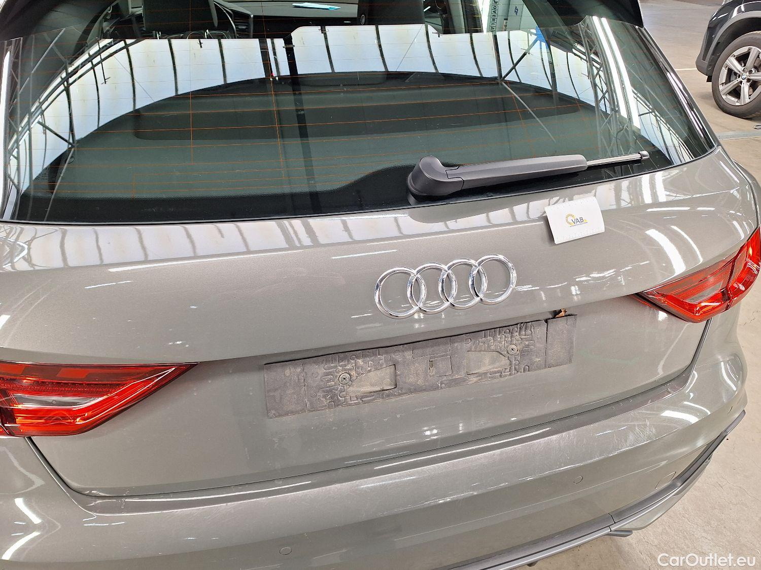  Audi  A1 Sportback Audi, A1 SB '18, Audi  1.0 25 TFSI 70kW S Line 5d #36