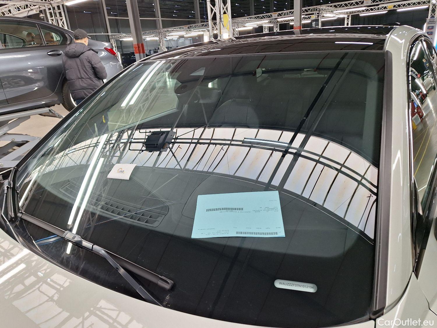  Audi  Q3 Audi,  SB '19 PHEV, Audi  Sportback 45 TFSI e S tronic S Line 5d #5