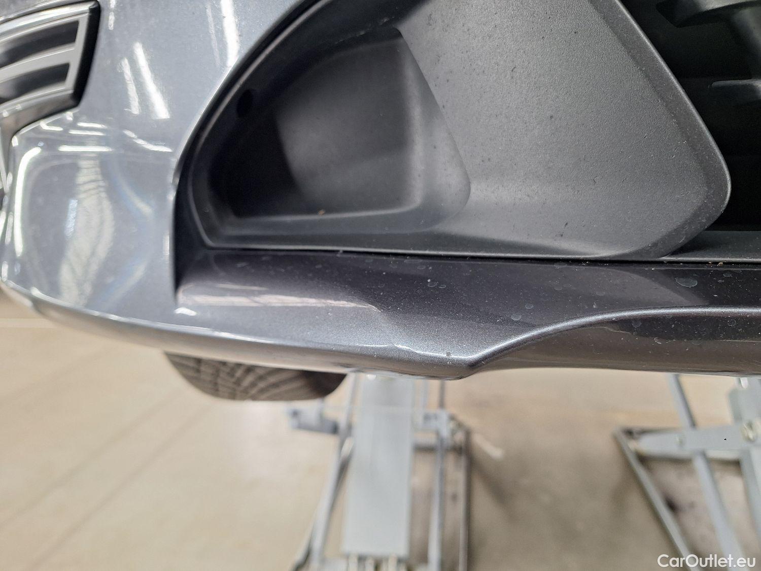  Bmw  Serie 3 BMW, 3-serie '18, BMW 3 Reeks Berline 316dA (90 kW) 4d #19