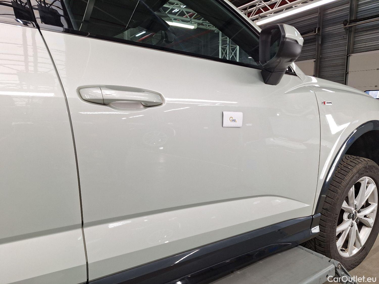  Audi  Q3 Audi,  SB '19 PHEV, Audi  Sportback 45 TFSI e S tronic S Line 5d #1