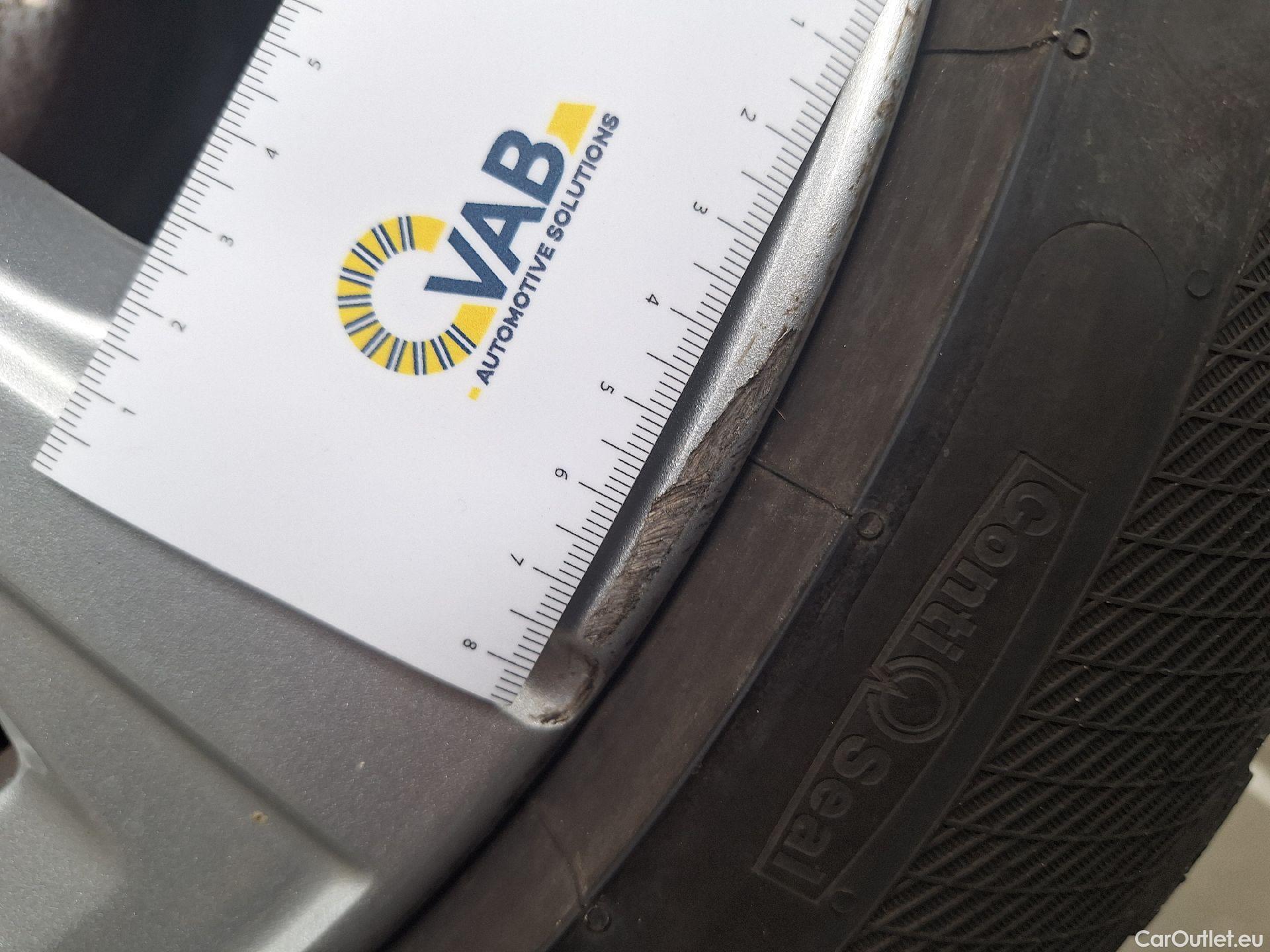  Bmw  Serie 3 BMW, 3-serie Touring '18, BMW 3 Reeks Touring 330e (215 kW) 5d #28