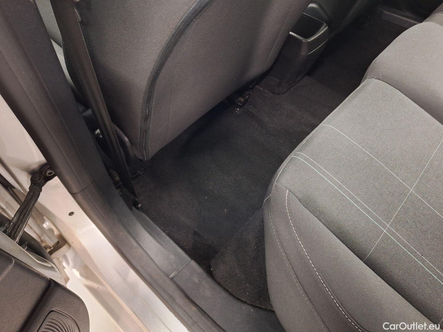  Ford  Fiesta Ford,  '17, Ford  1.1i 52kW Business Class 5d #42