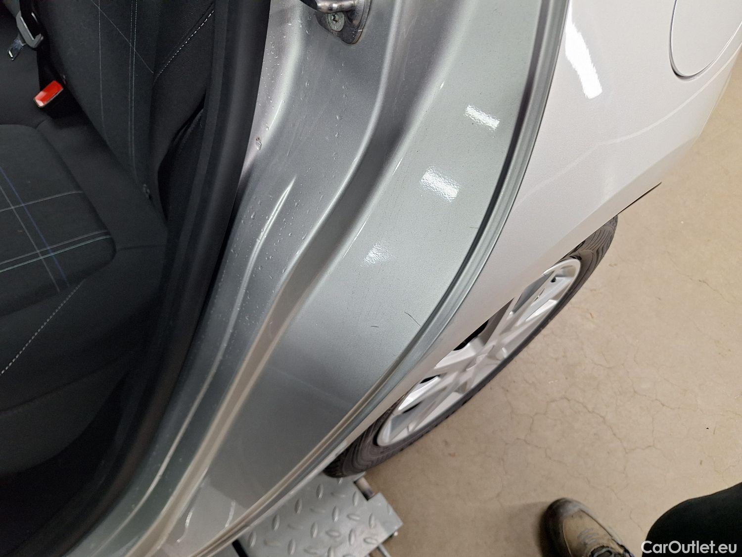  Ford  Fiesta Ford,  '17, Ford  1.1i 52kW Business Class 5d #40