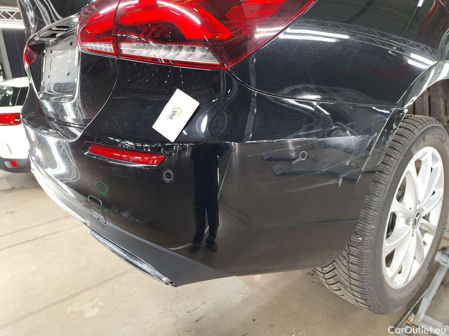  Mercedes  A-Klasse Mercedes, A-Class Berline '18, Mercedes-Benz  Limousine A 180 d DCT Launc #25