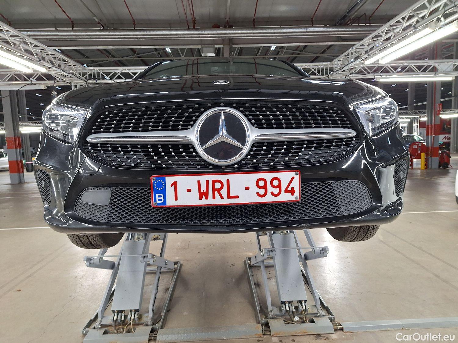  Mercedes  A-Klasse Mercedes, A-Class Berline '18, Mercedes-Benz  Limousine A 180 d DCT Launc #6