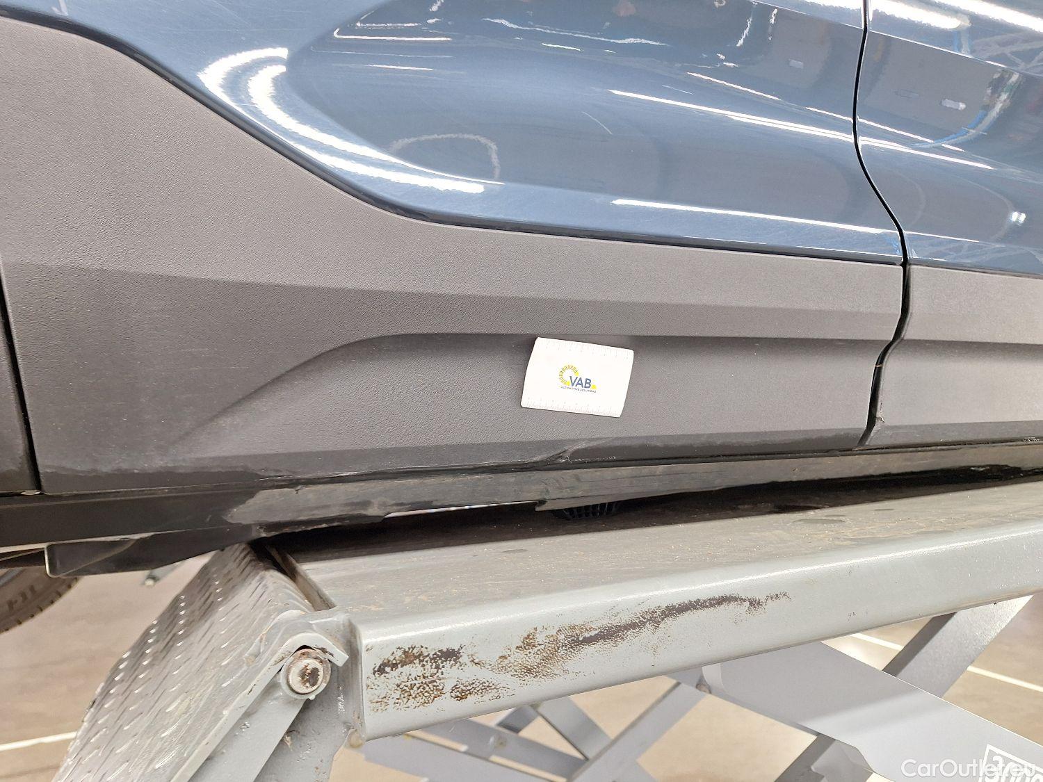  Volvo  XC 40 Volvo, XC40 '17 PHEV, Volvo XC40 T4 Recharge Geartronic R-Design 5d #15