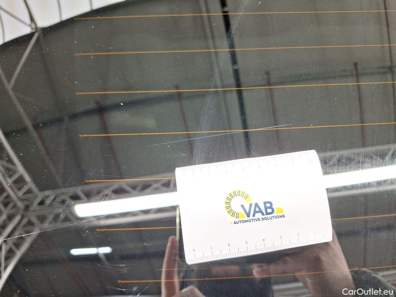  Volvo  XC 40 Volvo, XC40 '17 PHEV, Volvo XC40 T4 Recharge Geartronic R-Design 5d #25