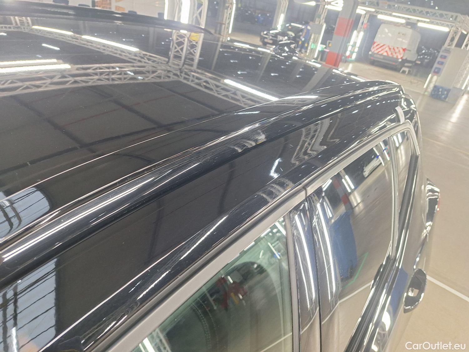  Volvo  XC 40 Volvo, XC40 '17 PHEV, Volvo XC40 T4 Recharge Geartronic R-Design 5d #1