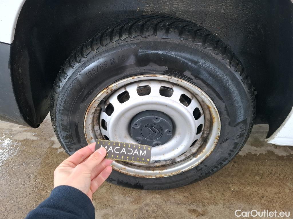  Citroen  Berlingo  Fourgon Club M 650 1.5 BlueHDi 75CV BVM5 E6dT #32