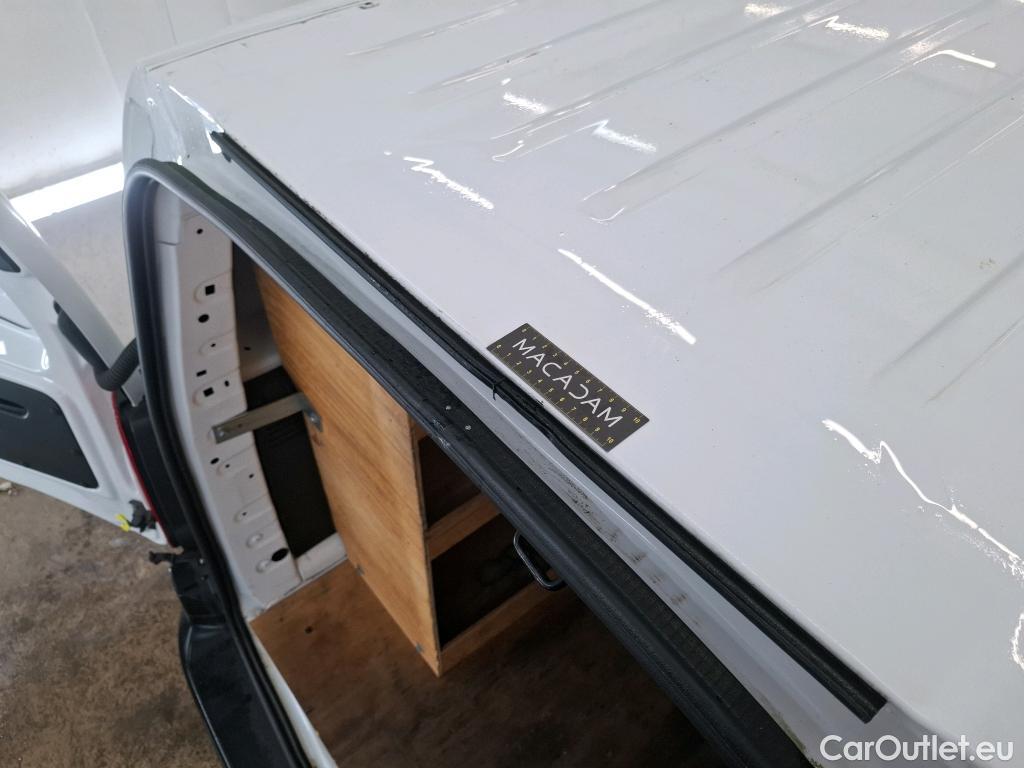  Citroen  Berlingo  Fourgon Driver XL 950 1.5 BlueHDi 100CV BVM5 E6dT #12