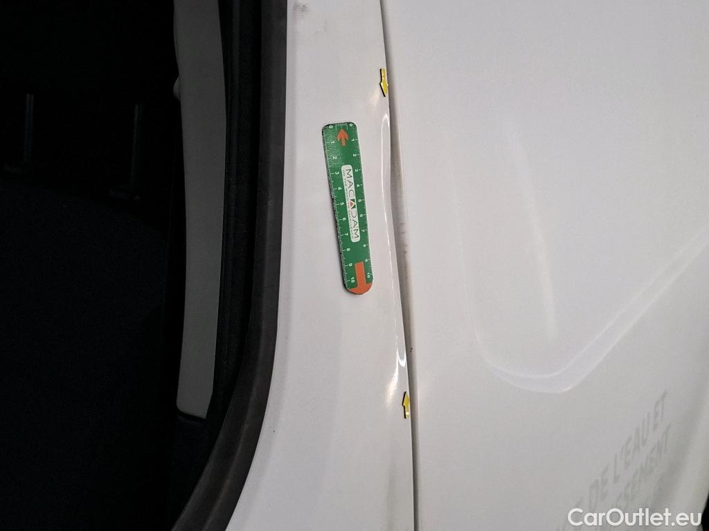  Citroen  Berlingo  Fourgon Club L1 (Court) 1.6 BlueHDi 100CV BVM5 E6 #3