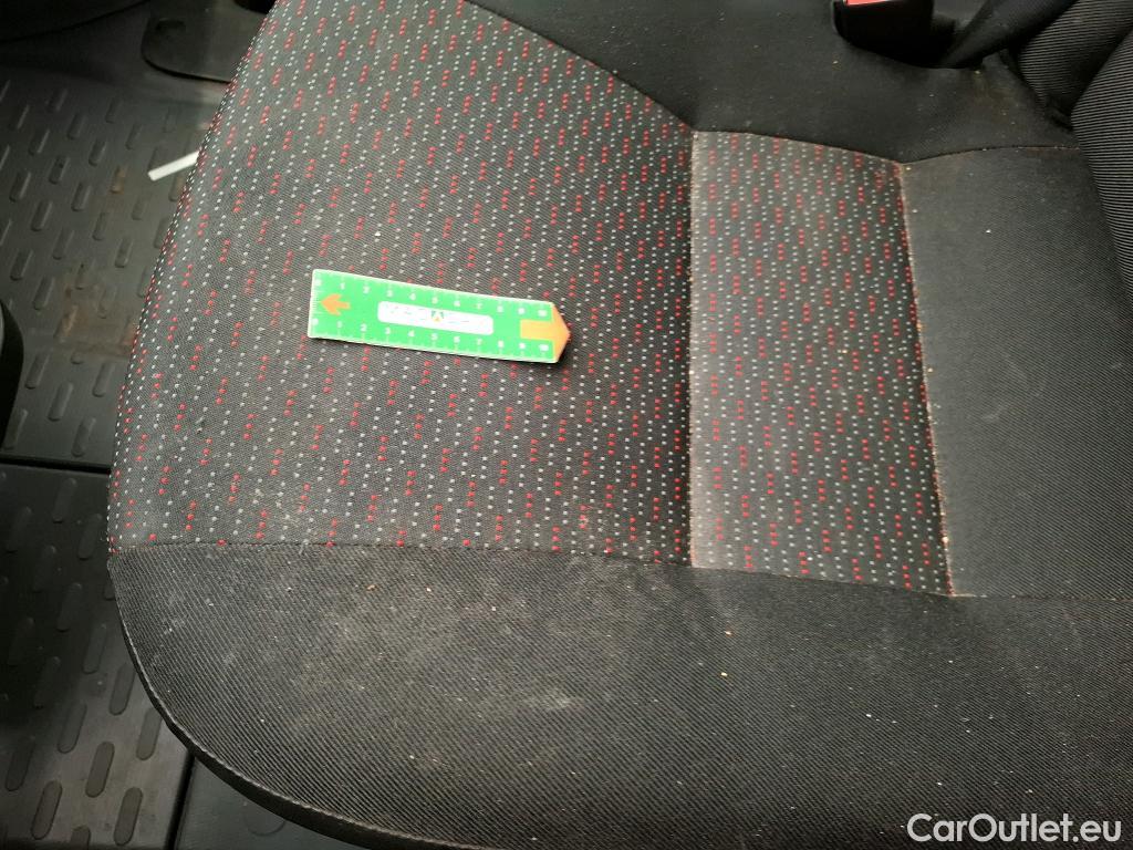  Citroen  Jumper CITROEN  VU 4p Fourgon 30 L1H1 BlueHDi 110 BVM6 Business #52