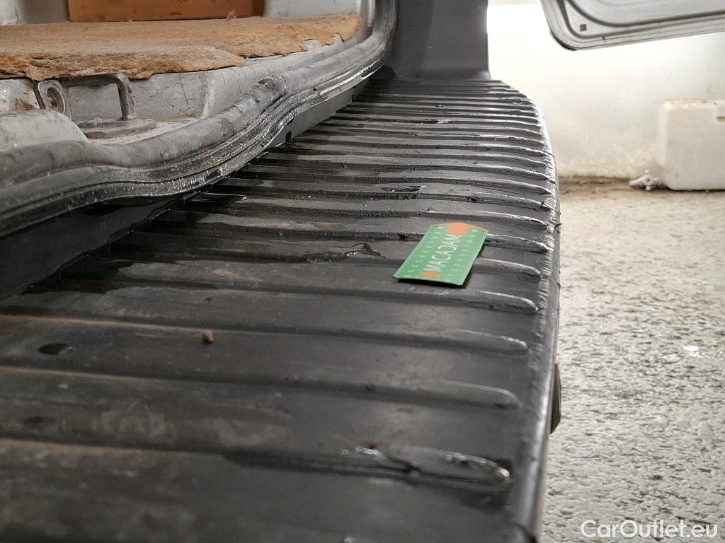  Ford  Transit  Fourgon 310 L3 Trend 2.0 TDCi 105CV BVM6 E6 #37