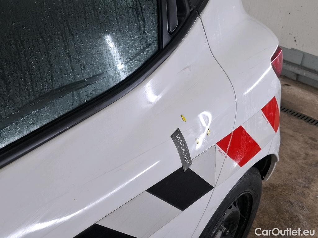  Renault  Clio  IV Air MediaNav 1.5 dCi 75CV BVM5 E6 #27