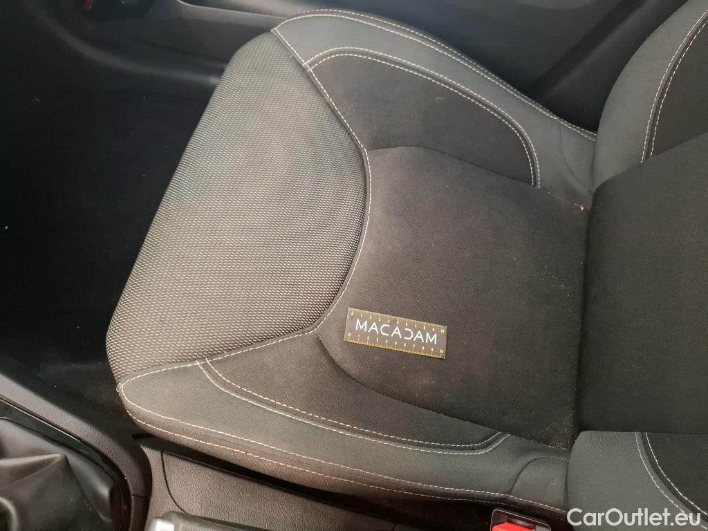  Renault  Clio  IV Air MediaNav 1.5 dCi 75CV BVM5 E6 #65