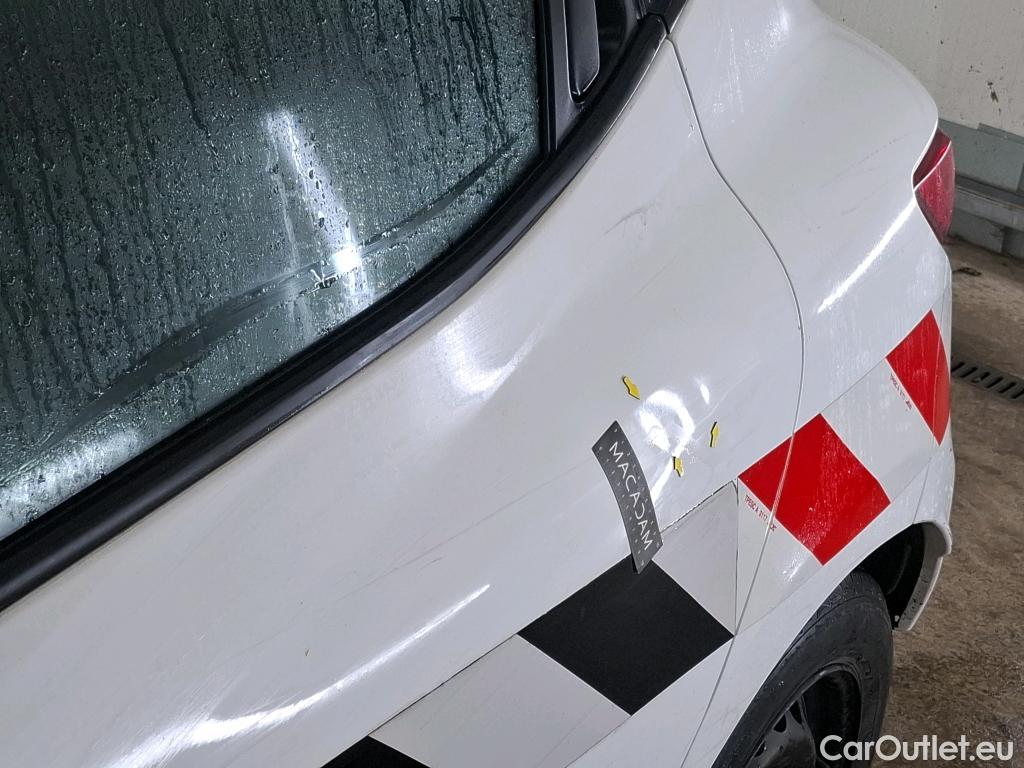  Renault  Clio  IV Air MediaNav 1.5 dCi 75CV BVM5 E6 #29