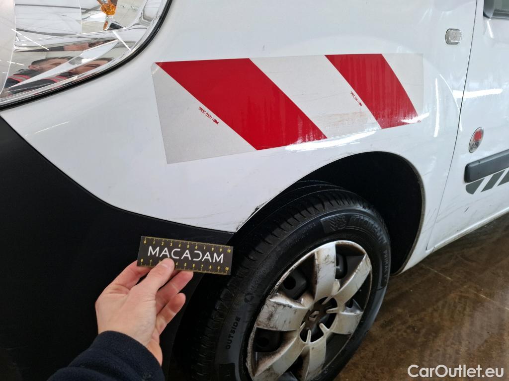  Renault  Kangoo  Express Extra (Série Spéciale) 1.5 dCi 90CV BVM5 E6 #90