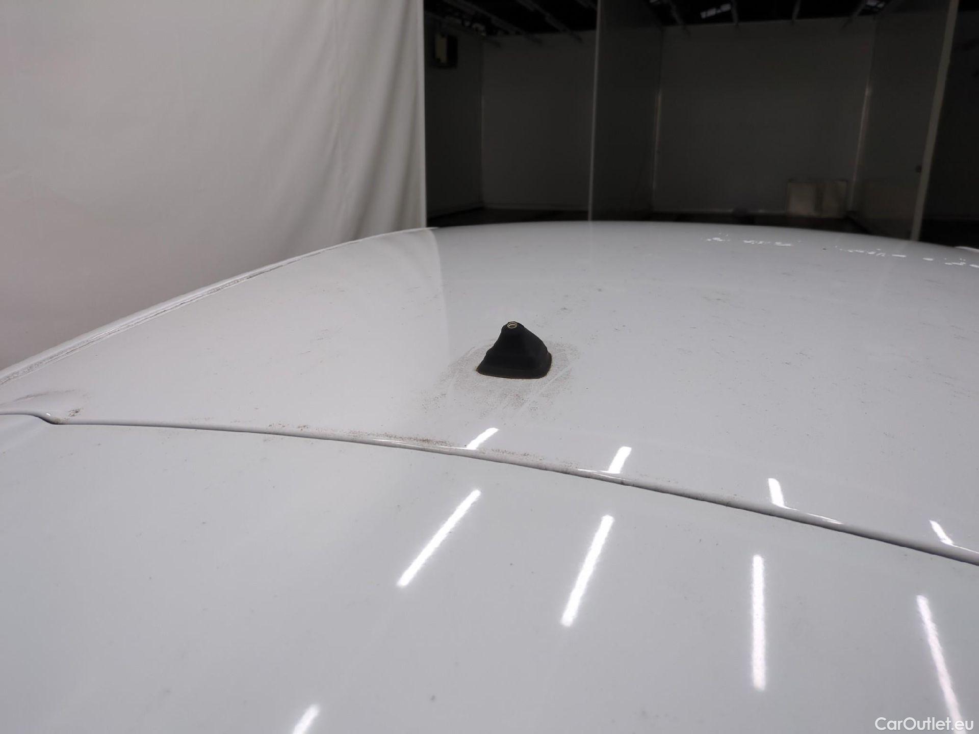  Renault  Clio RENAULT  Société VU 5p Berline Air Medianav dCi 75 - 18 #12