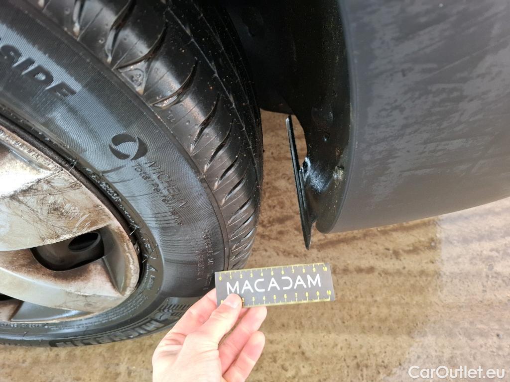  Renault  Kangoo  Express Extra (Série Spéciale) 1.5 dCi 90CV BVM5 E6 #49