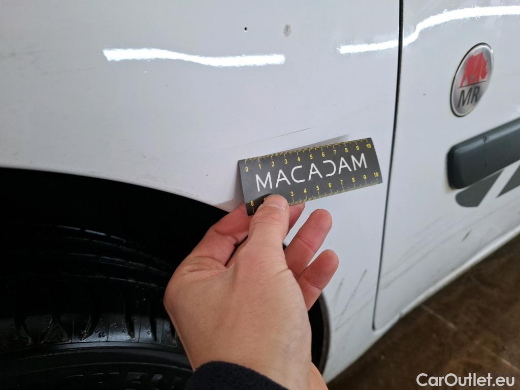  Renault  Kangoo  Express Extra (Série Spéciale) 1.5 dCi 90CV BVM5 E6 #94