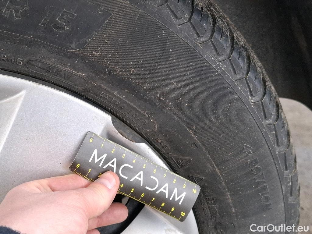  Renault  Kangoo  II Express Grand Confort (L1) 1.5 dCi 80CV BVM6 E6dT #31