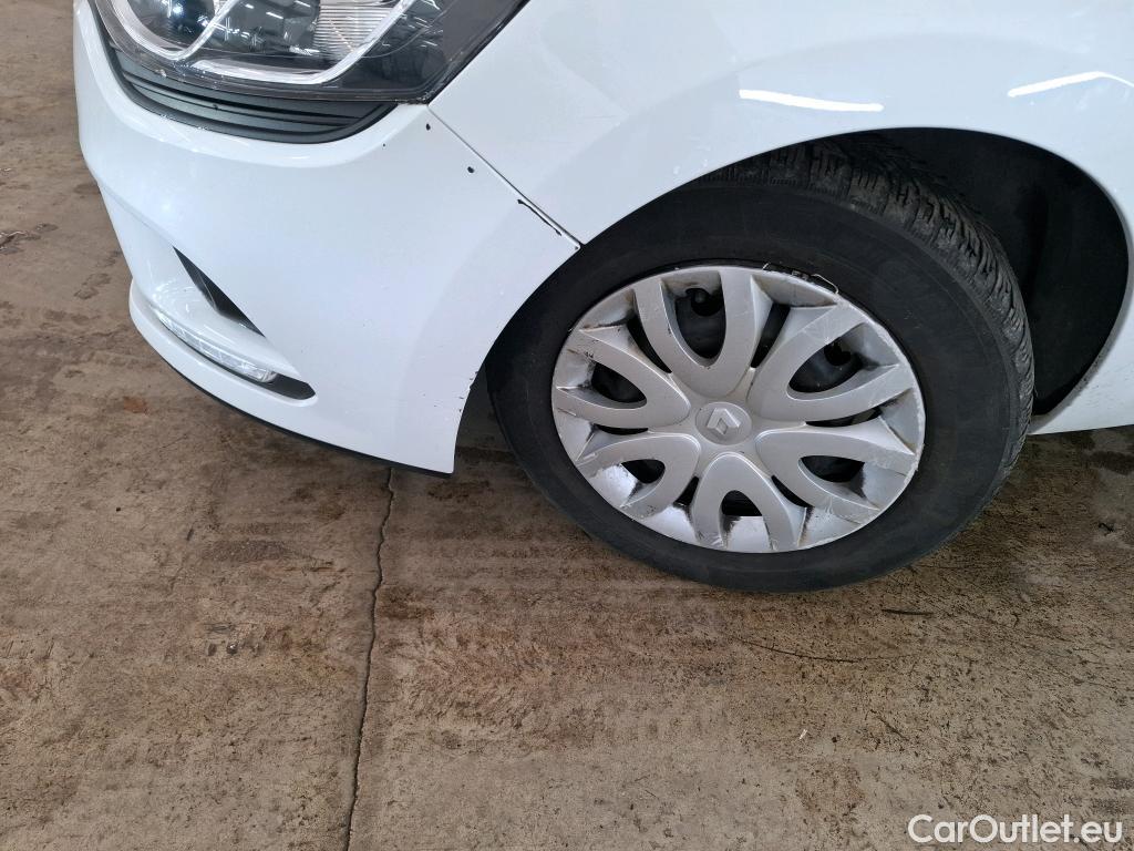  Renault  Clio  IV Air MediaNav 1.5 dCi 90CV BVM5 E6 #41