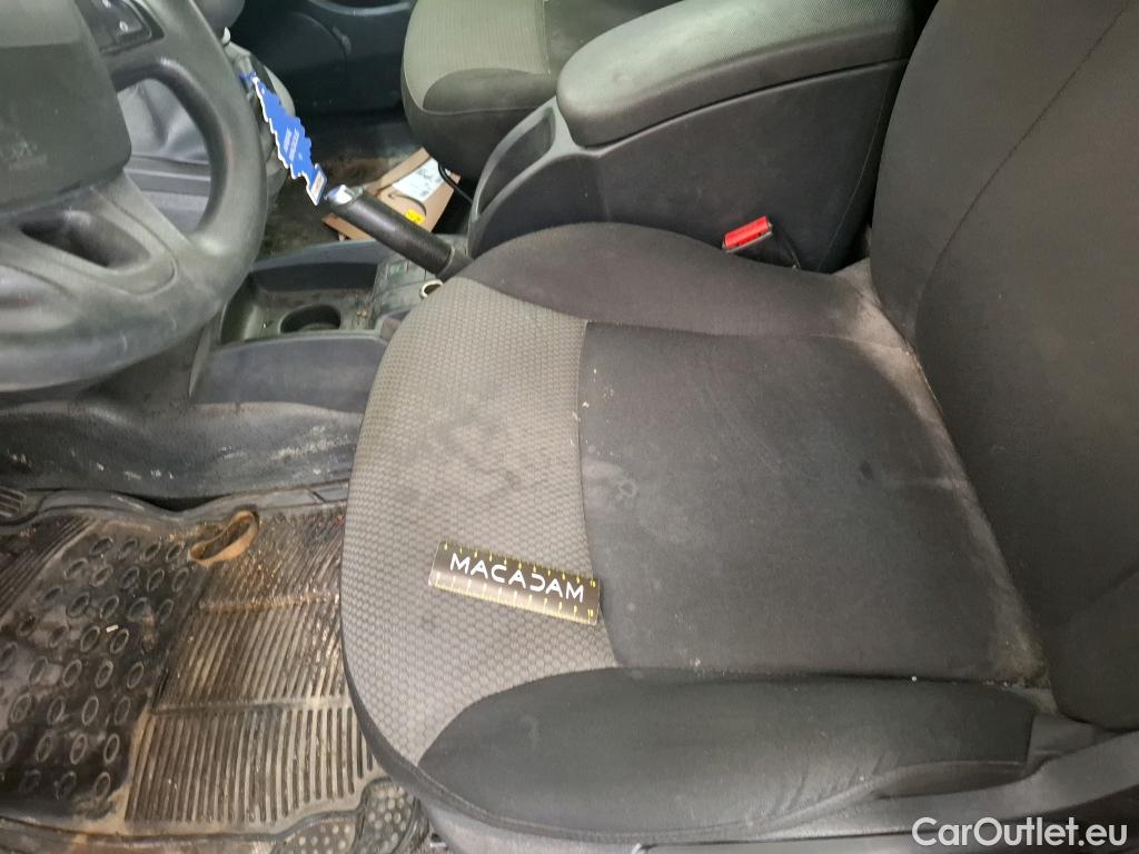  Renault  Kangoo  II Express Grand Confort (L1) 1.5 dCi 80CV BVM6 E6dT #40