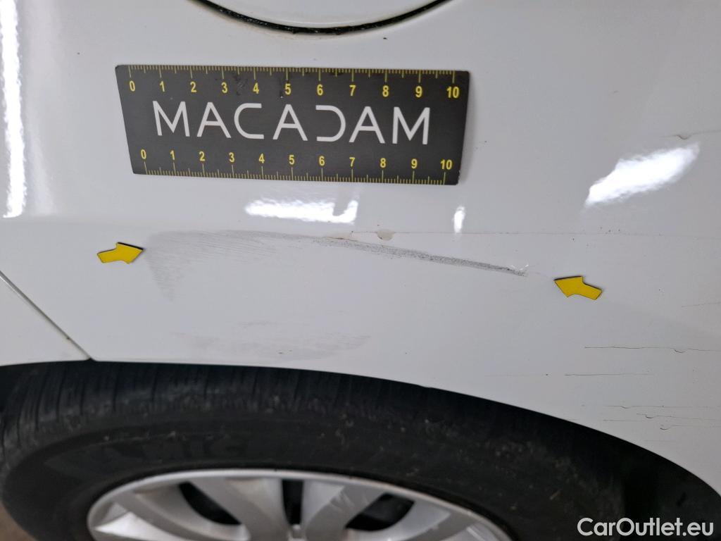  Renault  Clio  IV Air MediaNav 1.5 dCi 90CV BVM5 E6 #14