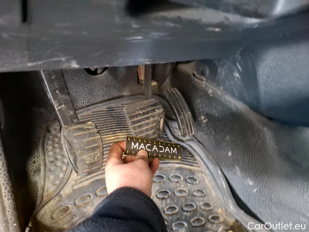  Renault  Kangoo  II Express Grand Confort (L1) 1.5 dCi 80CV BVM6 E6dT #45