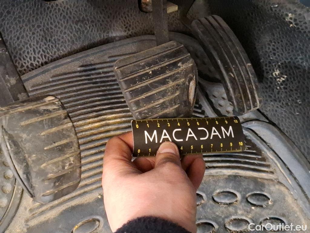  Renault  Kangoo  II Express Grand Confort (L1) 1.5 dCi 80CV BVM6 E6dT #46