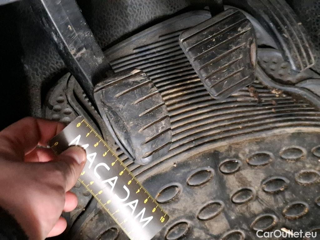  Renault  Kangoo  II Express Grand Confort (L1) 1.5 dCi 80CV BVM6 E6dT #42