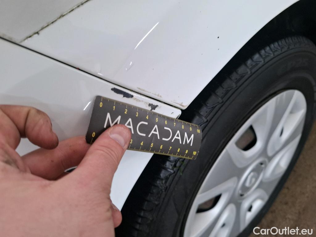  Renault  Clio  IV Air 1.5 dCi 75CV BVM5 E6 #17