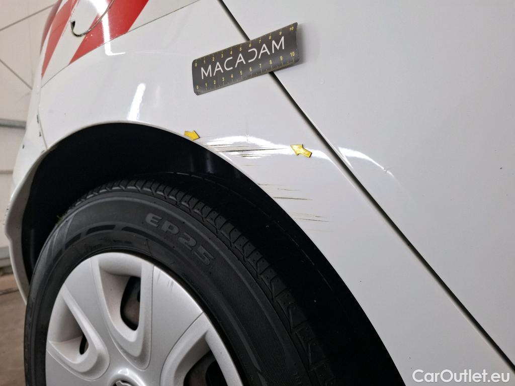  Renault  Clio  IV Air 1.5 dCi 75CV BVM5 E6 #9