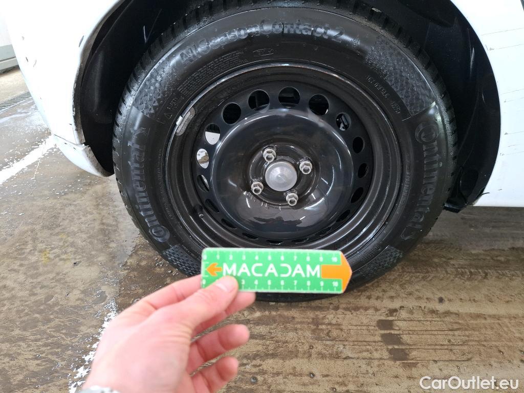  Renault  Clio  IV Air MediaNav 1.5 dCi 75CV BVM5 E6 #35